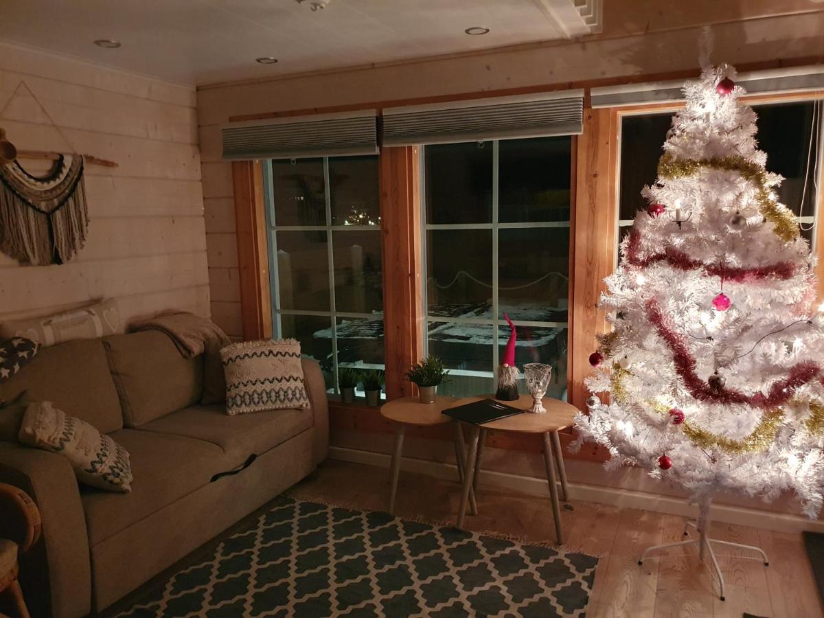 Stunning Log Cabin 45M2 On The Shore Of Kallavesi. Kuopio Exterior foto