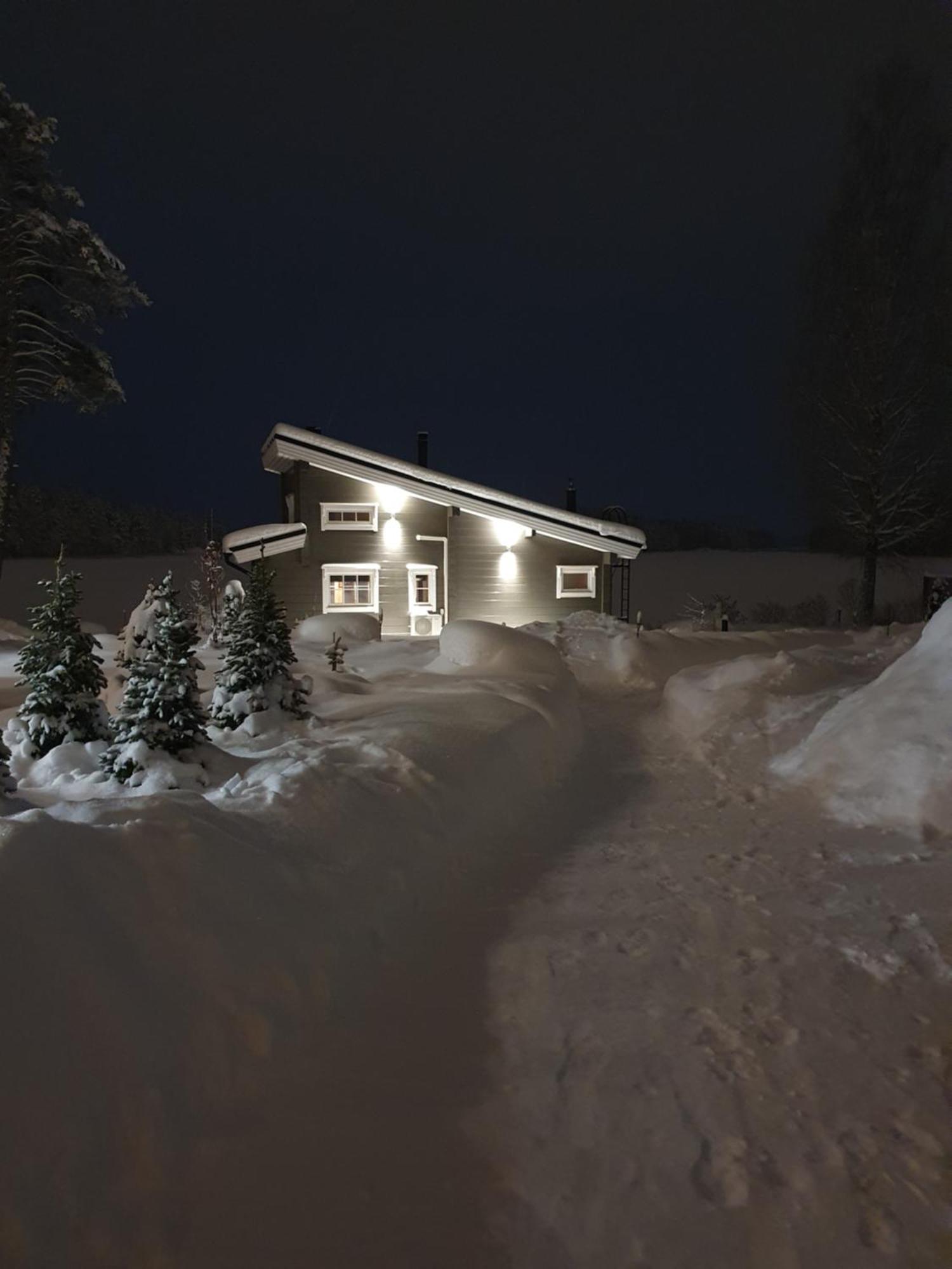 Stunning Log Cabin 45M2 On The Shore Of Kallavesi. Kuopio Exterior foto